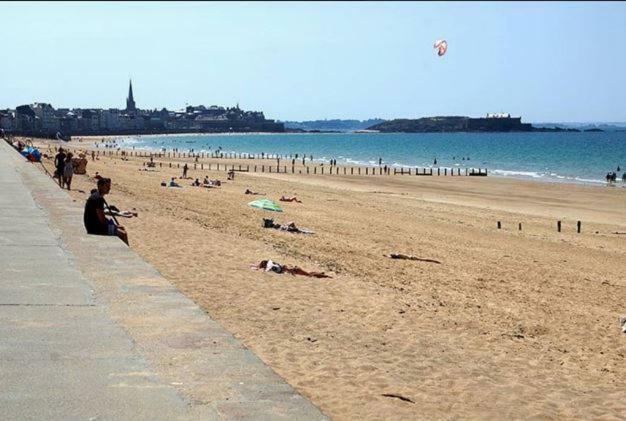 Joli T3, gare&plages à proximité Saint-Malo Exterior foto